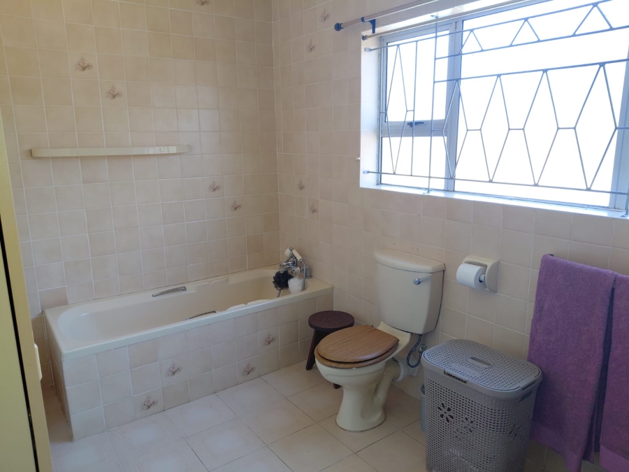 4 Bedroom Property for Sale in Bothasrus Eastern Cape